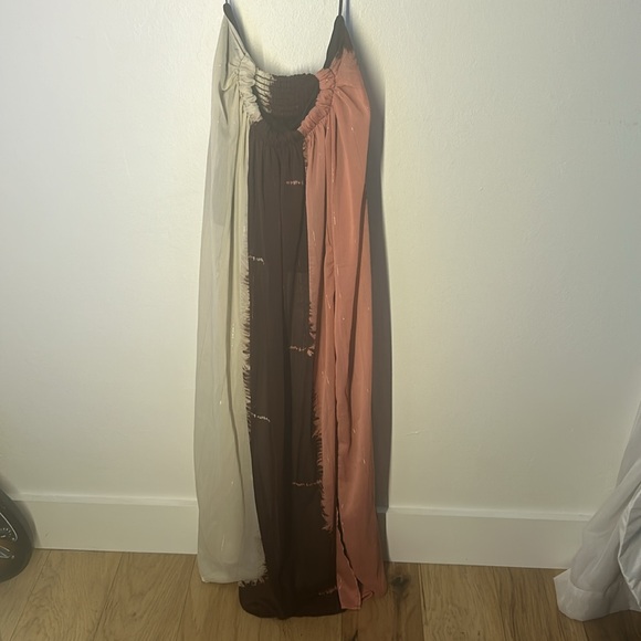 Sexy Mauve, Maxi Dress from FashionNova - Picture 3 of 6